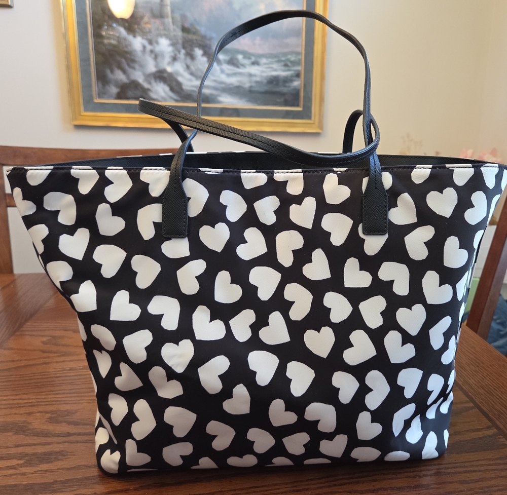 kate spade Black and White Heart-Print Tote - Picture 3 of 10